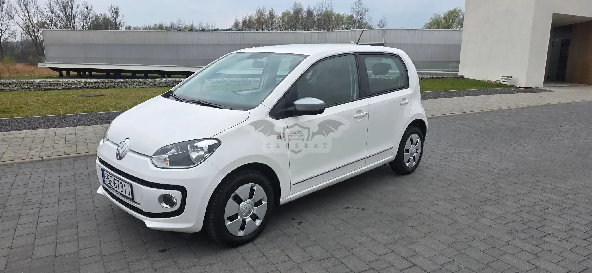 Volkswagen Up! cheer 2013