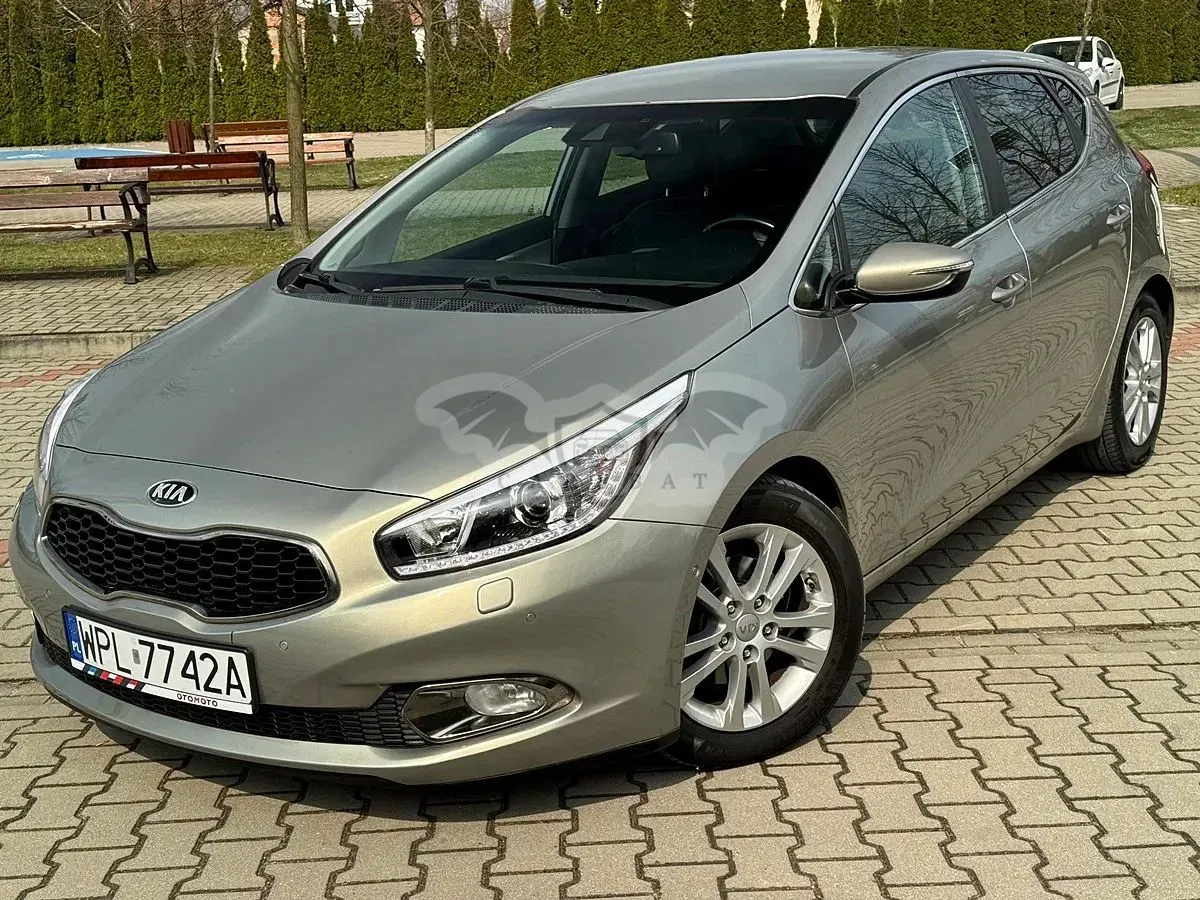Kia Ceed II 1.6 GDI Platinum Edition 2012