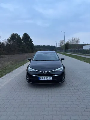 Toyota Avensis III 2.0 Premium MS 2016
