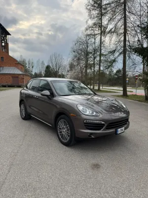 Porsche Cayenne II S Tiptronic S 2011