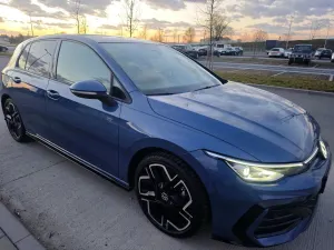 Volkswagen Golf VIII 1.5 TSI R-Line 2025