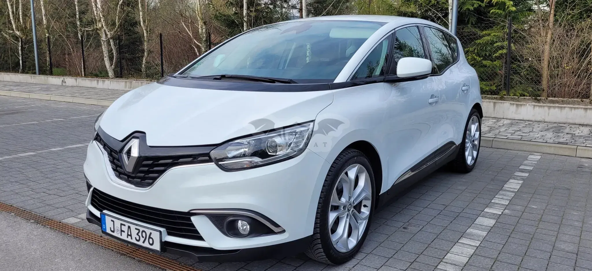 Renault Scenic IV ENERGY TCe 115 Expression 2016