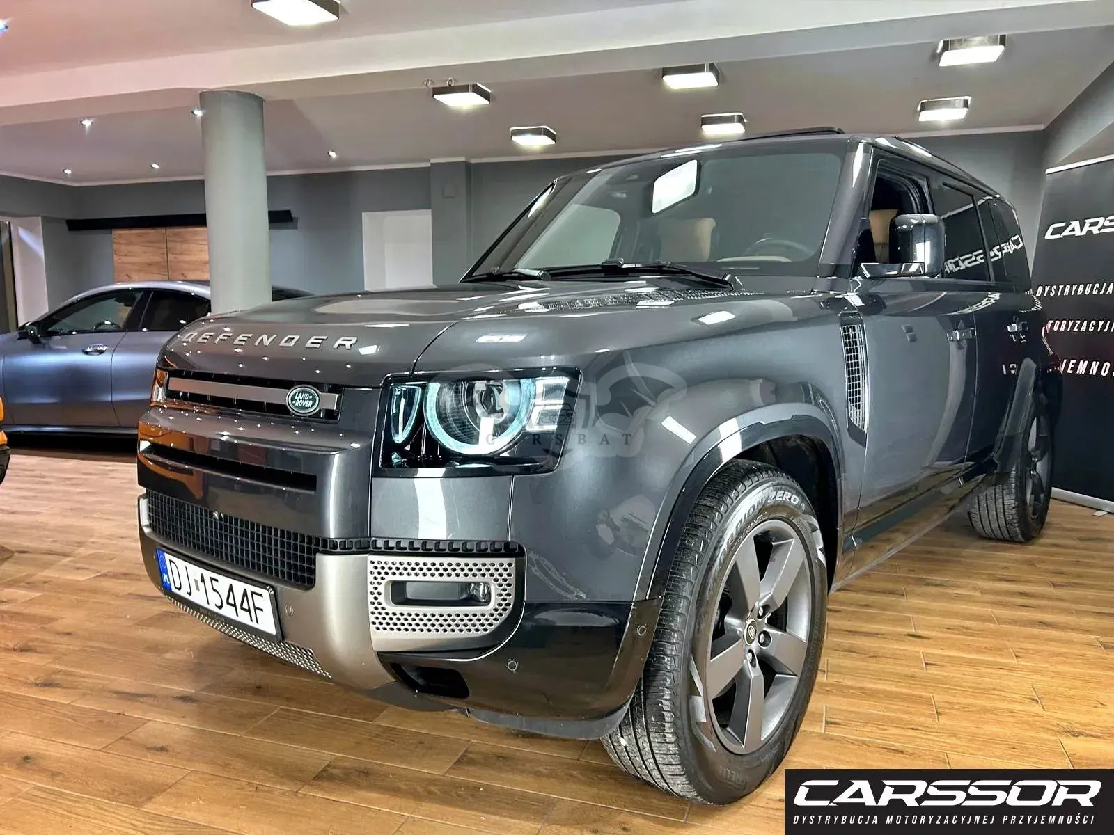 Land Rover Defender 110 D250 X-Dynamic HSE 2024