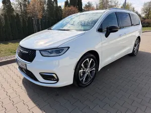 Chrysler Pacifica 2025