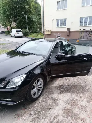 Mercedes-Benz E W212/W207 200 CGI BlueEFFICIENCY Elegance 2011