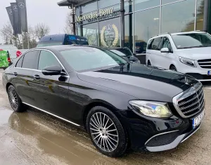 Mercedes-Benz E W213 220 d 4-Matic 9G-TRONIC 2017