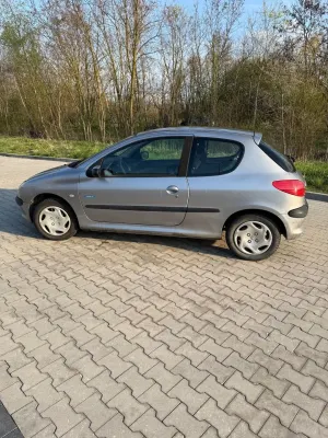 Peugeot 206 2003