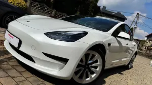 Tesla Model 3 Standard Reichweite Plus Hinterradantrieb 2022