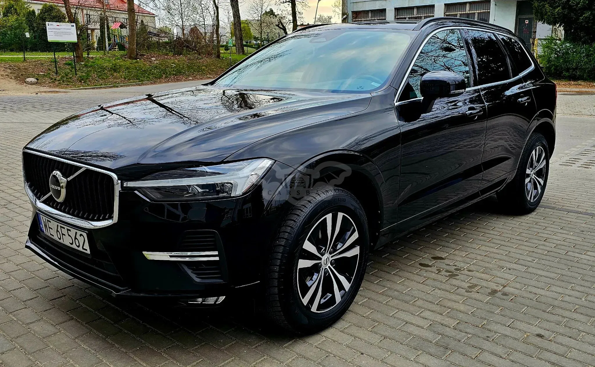 Volvo XC60 II B4 D Momentum Pro 2022