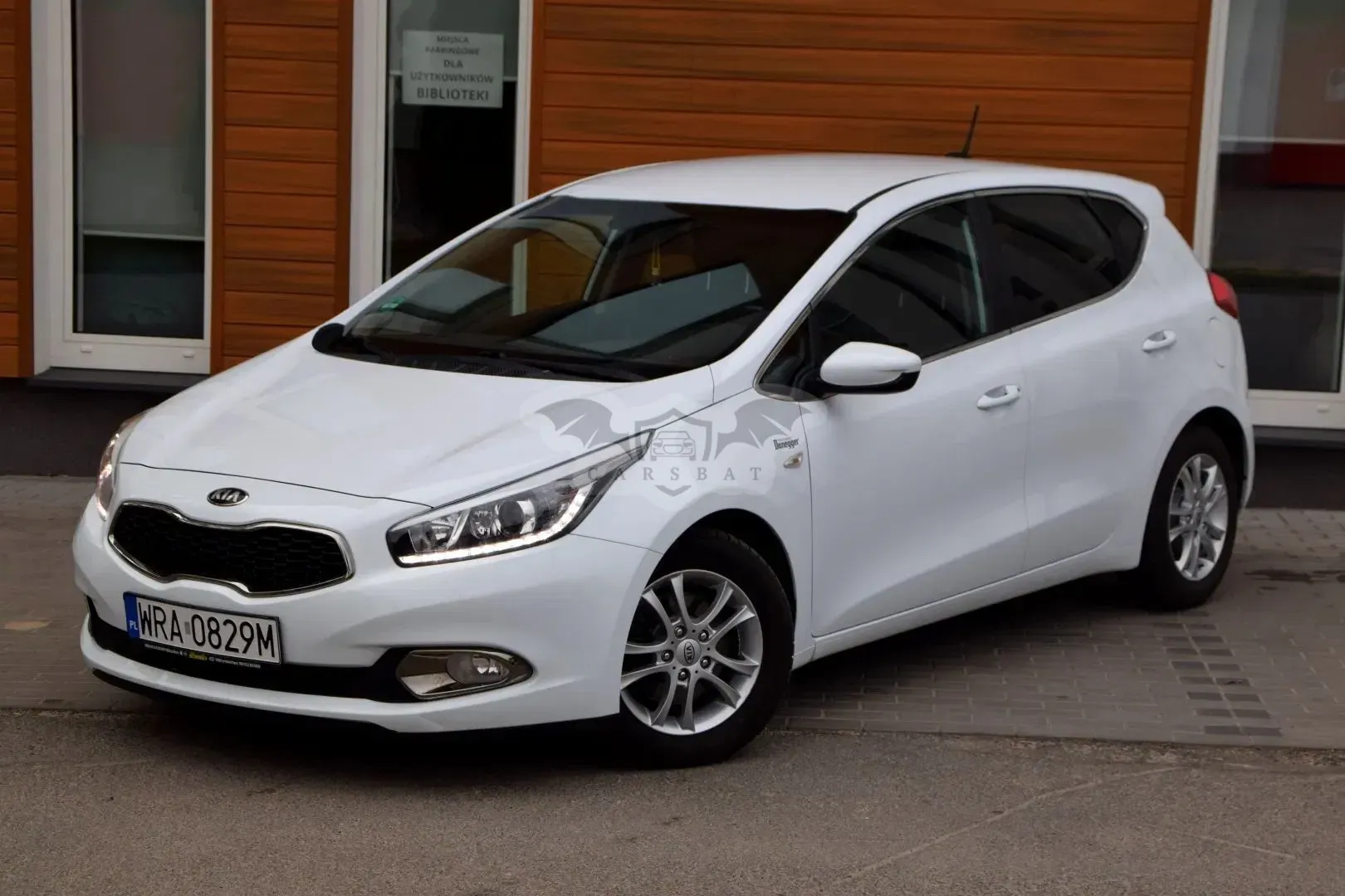 Kia Ceed II 1.6 CRDi 128 Spirit 2013