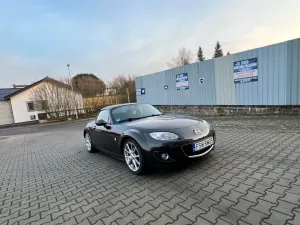 Mazda MX-5 (Miata) 2.0 Sport 2012