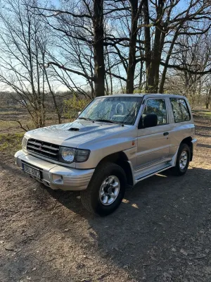 Mitsubishi Pajero III 2003