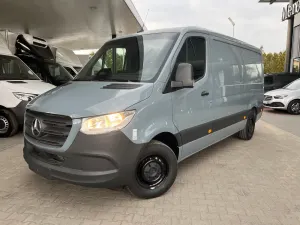 Mercedes-Benz Sprinter 2025