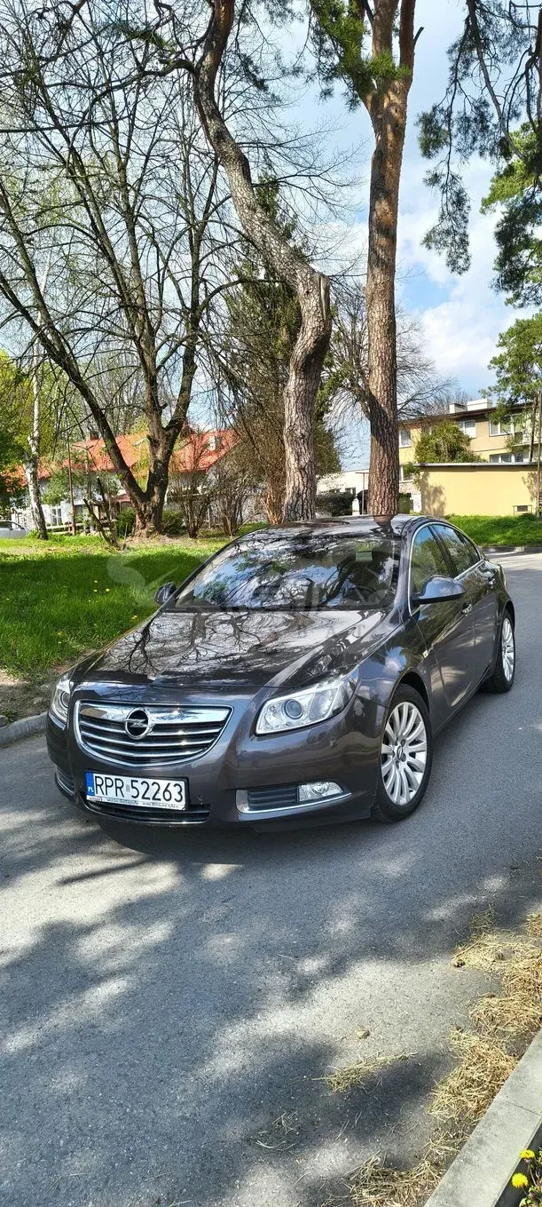 Opel Insignia A 2.0 CDTI Automatik 2011
