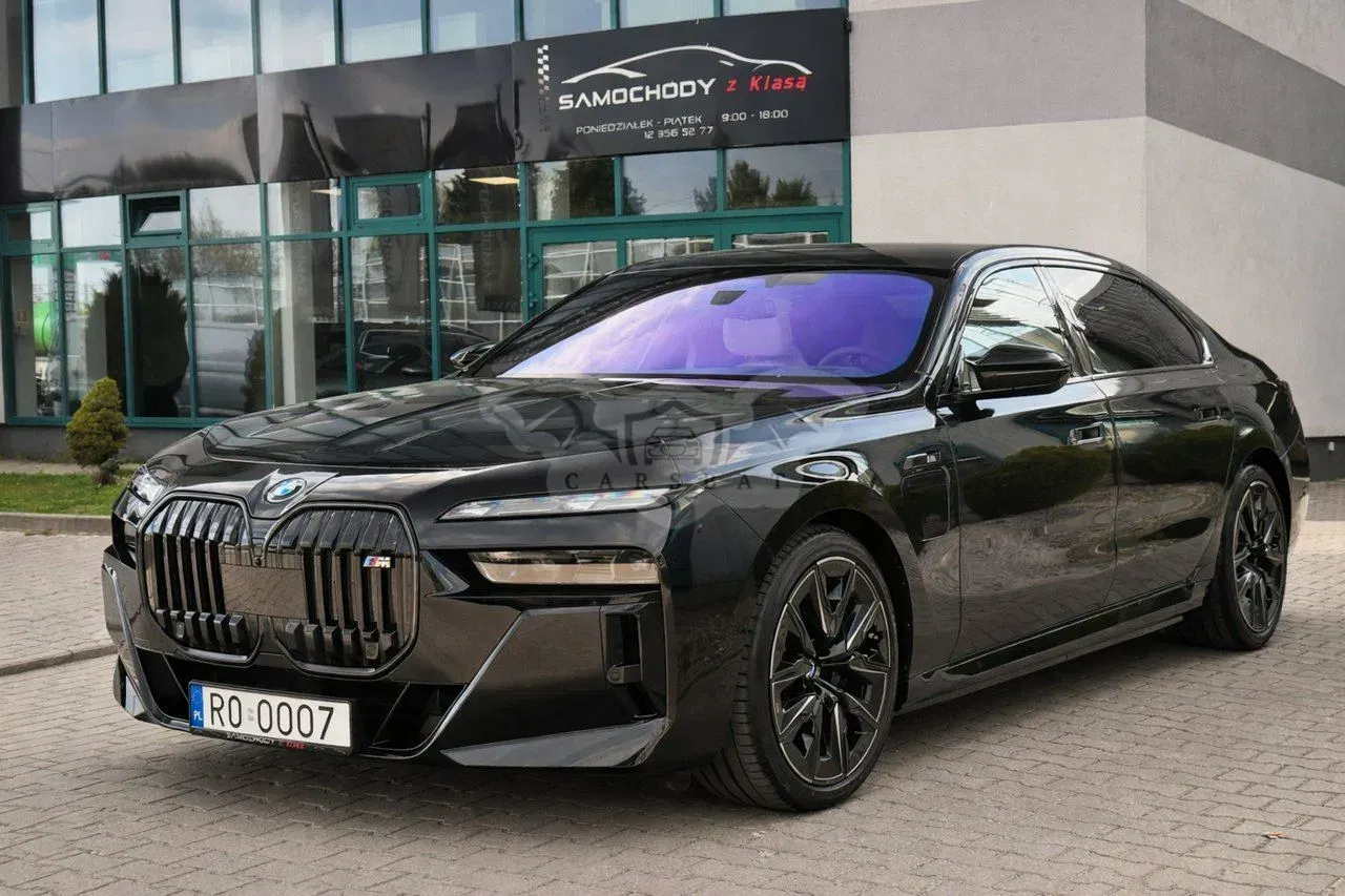 BMW 7 Series G70 M760e PHEV xDrive Individual Edition sport 2023