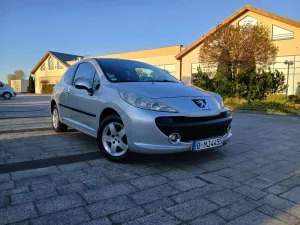Peugeot 207 1.4 16V Trendy 2008