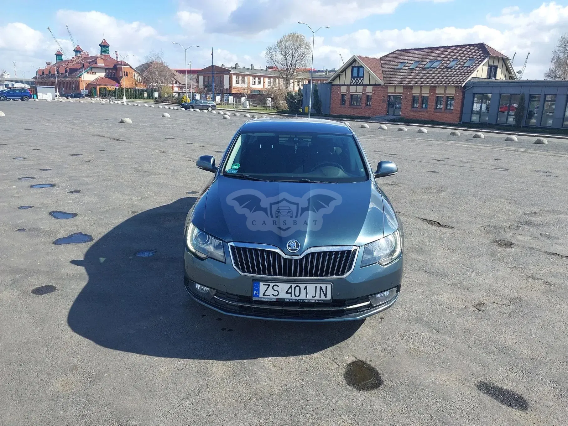 Skoda Superb II 2.0 TSI Ambition DSG 2013