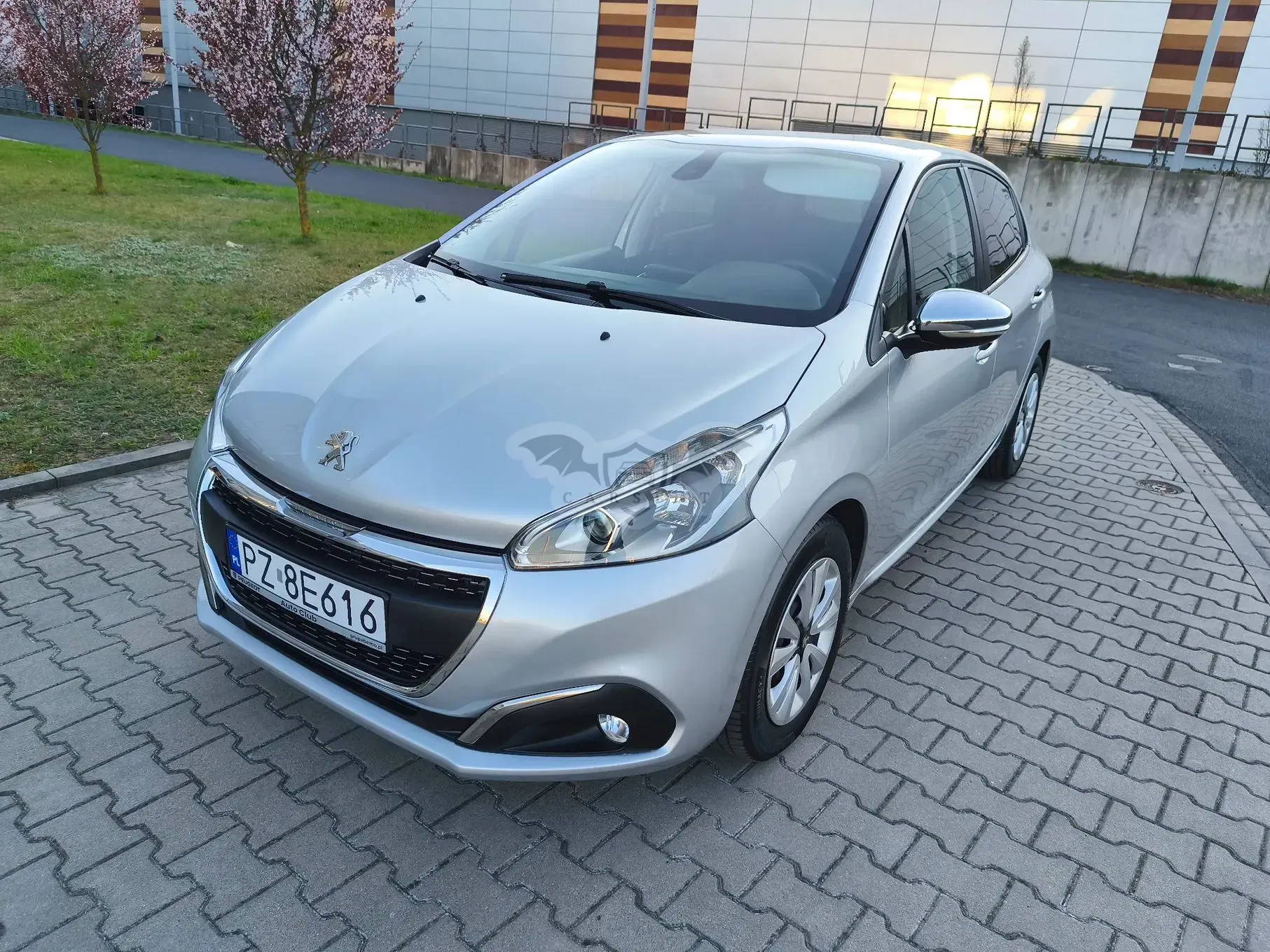 Peugeot 208 I PureTech 82 Urban Move 2015
