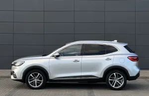 MG EHS Luxury 2022