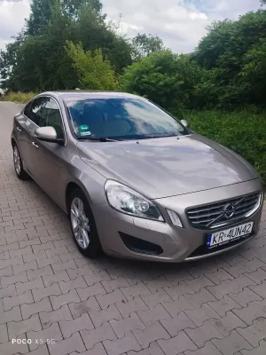 Volvo S60 II D3 2013
