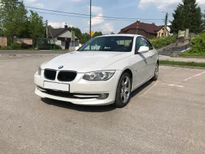 BMW 3 Series E90/E91/E92/E93 320d 2010