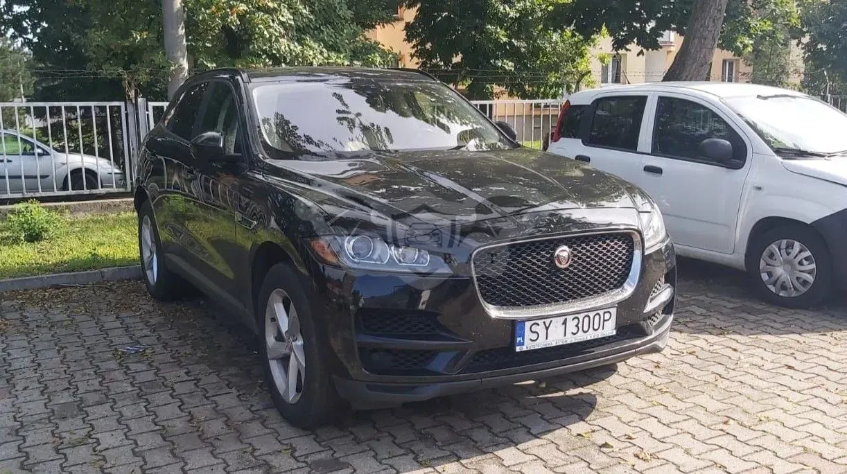 Jaguar F-Pace 2016