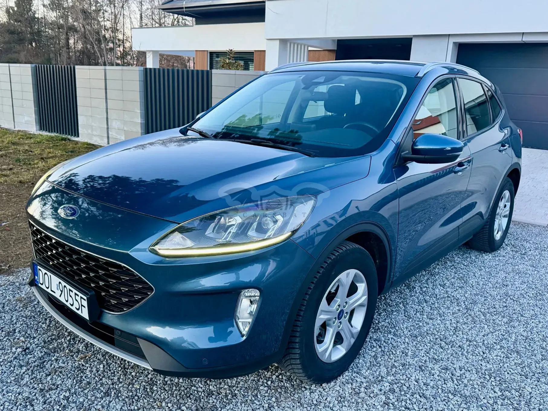 Ford Kuga III 2.5 Duratec FHEV COOL&CONNECT 2021