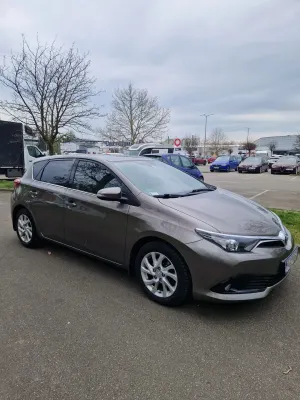 Toyota Auris II (2012-) 1.6 Premium 2018