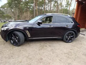 Infiniti FX II 2010