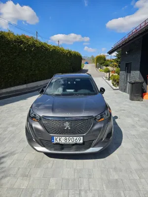 Peugeot 2008 II 1.2 PureTech Allure Pack S&S EAT8 2023