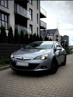 Opel Astra J 1.4 Turbo Sport 2013