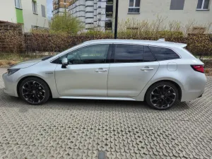Toyota Corolla Seria E21 2.0 Hybrid Executive 2021