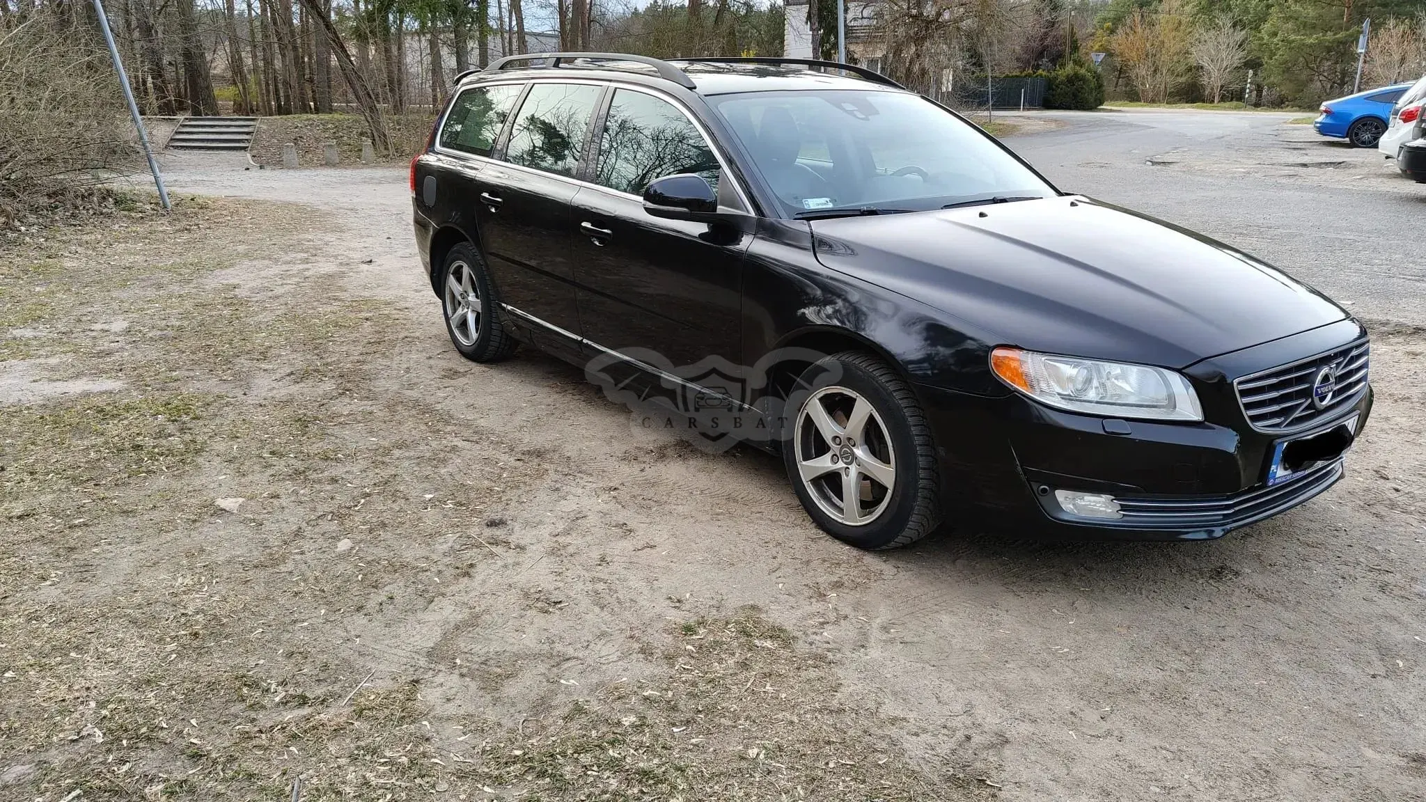 Volvo V70 III 2.0T Powershift Momentum 2013
