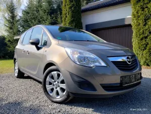Opel Meriva II 2011