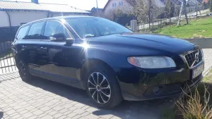 Volvo V70 III 2.0D Momentum 2009