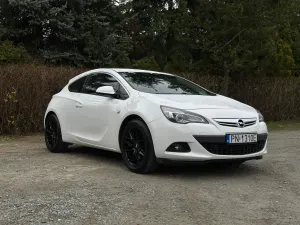 Opel Astra J 2012