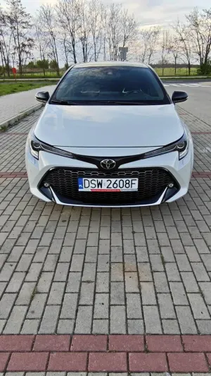 Toyota Corolla Seria E21 2.0 Hybrid GR Sport 2022