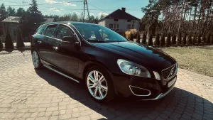 Volvo V60 I D3 Geartronic Momentum 2011