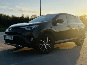 Toyota Rav4 IV 2.0 Premium 4x4 2016