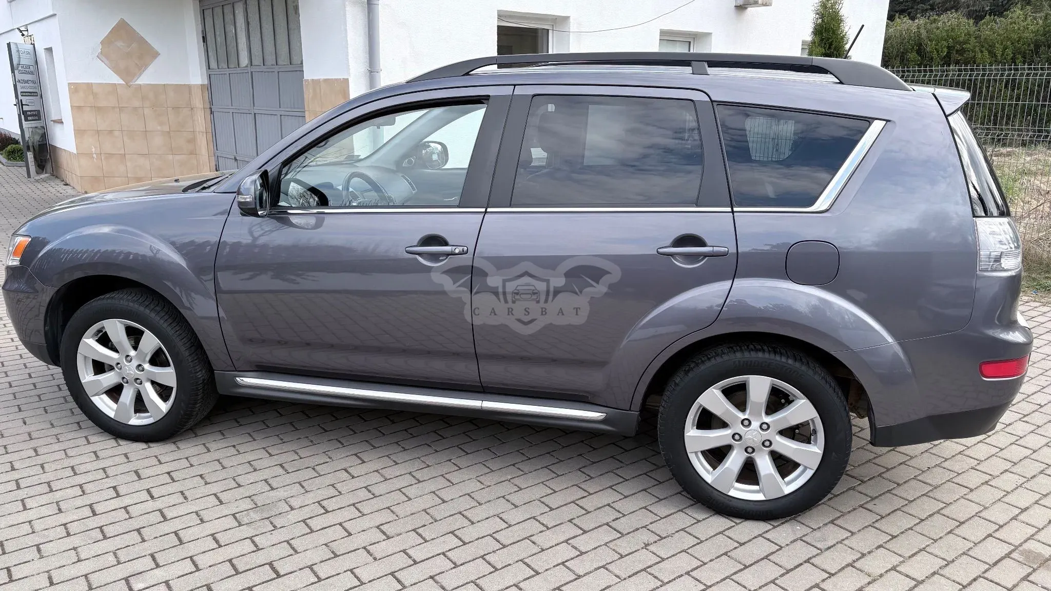 Mitsubishi Outlander II 2.4 Intense + CVT 2010