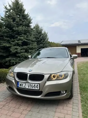 BMW 3 Series E90/E91/E92/E93 318d 2011