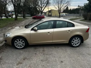 Volvo S60 II D3 2010