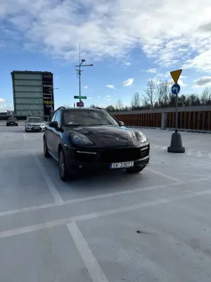 Porsche Cayenne II GTS 2012