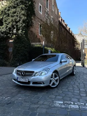 Mercedes-Benz E W212/W207 250 CGI BlueEffICIENCY 2009