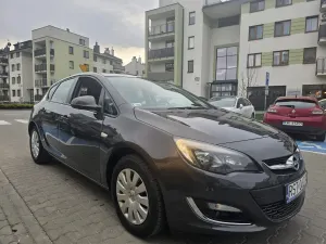 Opel Astra J 1.7 CDTI Essentia 2013