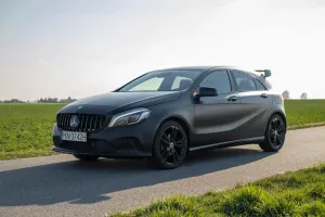 Mercedes-Benz A W176 200 7G-DCT AMG Line 2016