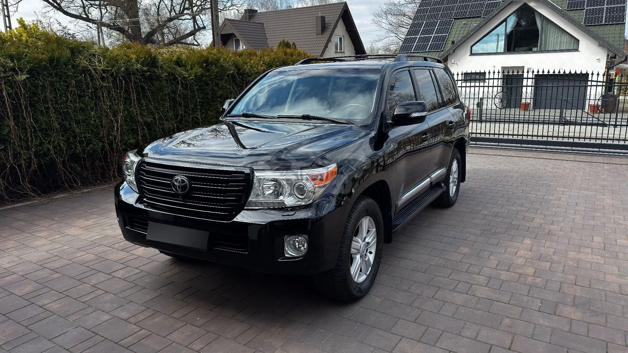 Toyota Land Cruiser VI 2015