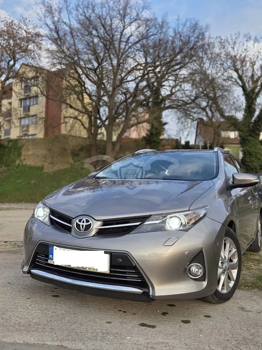 Toyota Auris II 1.6 Prestige MS 2013