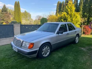 Mercedes-Benz E 1992
