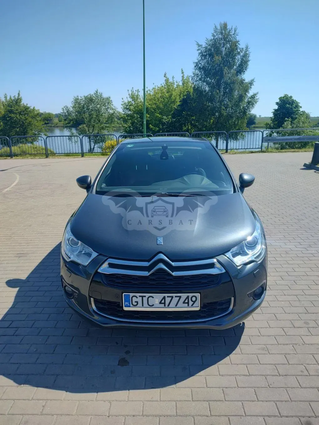 Citroën DS4 2.0 HDi SportChic 2011